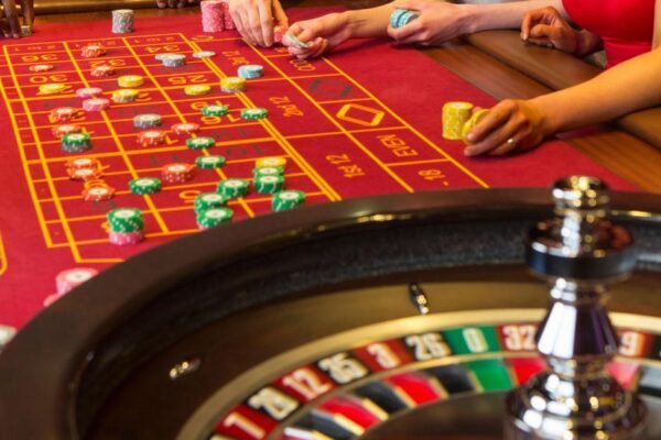 Wolf Winner Casino Guide: The Impact of the Pack Store on Pokie Play Rewards